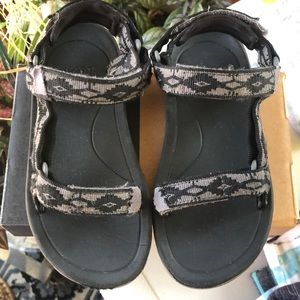 Kids Teva sandal